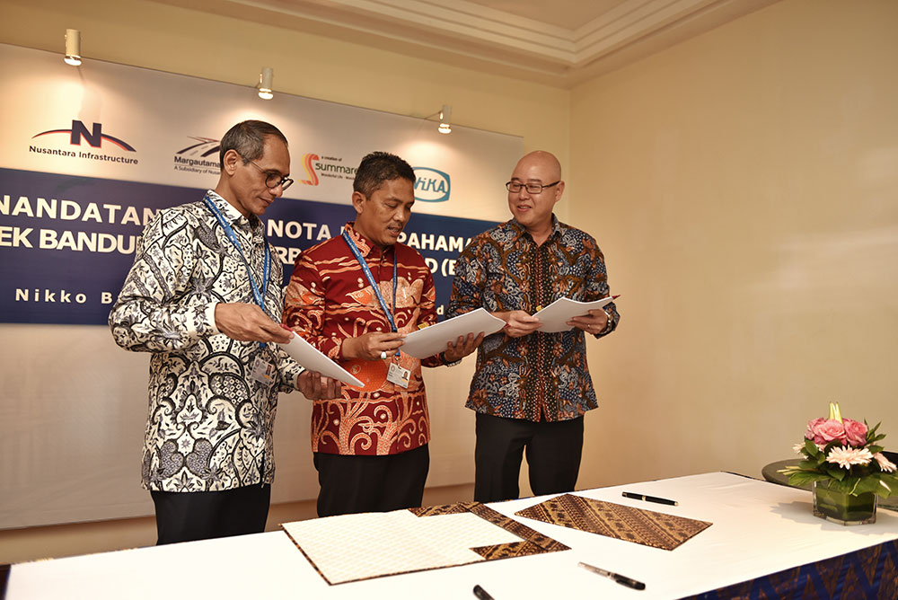 Memorandum of Understanding Signing of Bandung Intra Urban Toll Road (BIUTR) Project Memorandum of Understanding Signing of Bandung Intra Urban Toll Road (BIUTR) Project